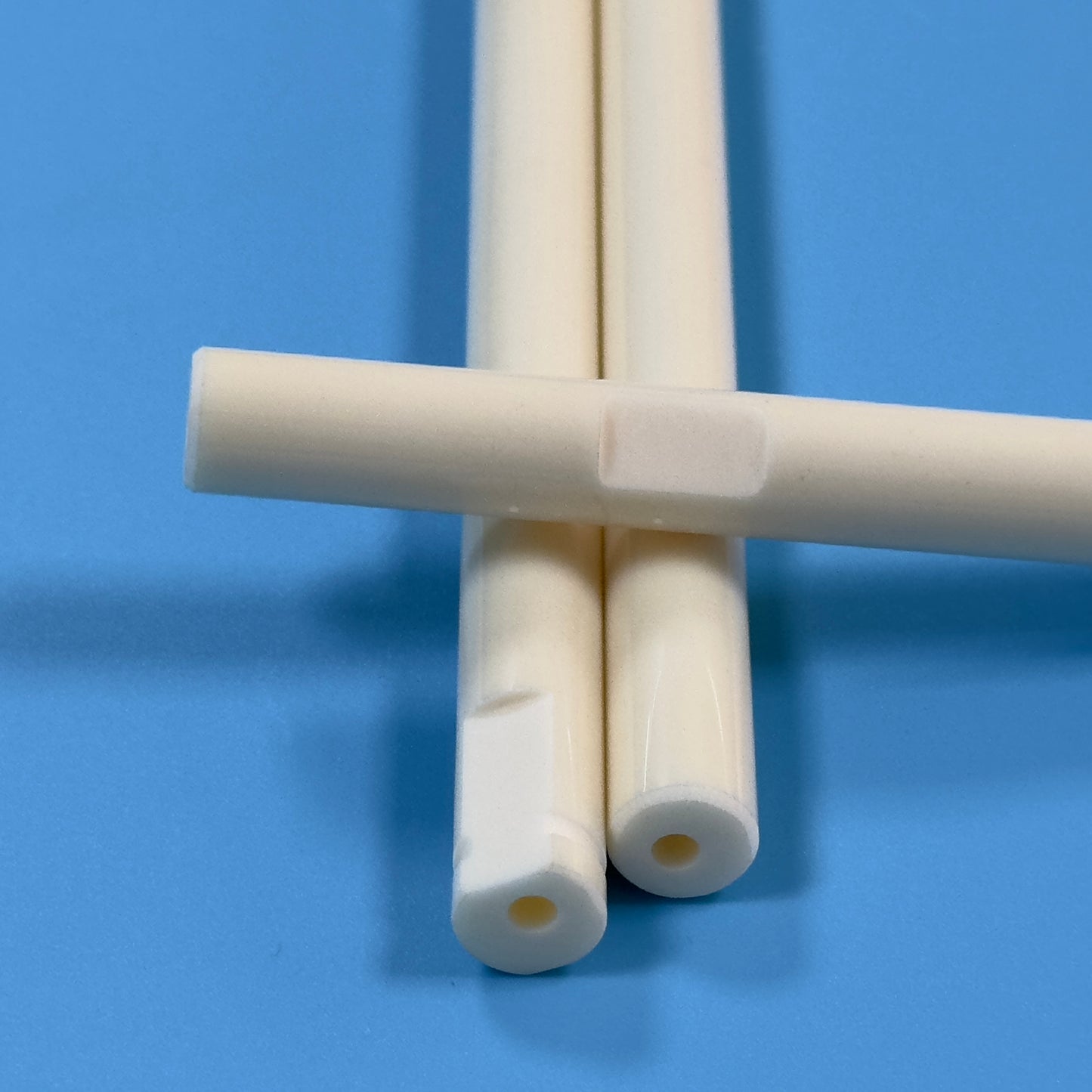 98.5 99.99 95 aluminum custom high purity bush for pump protection alumina ceramic rod roller