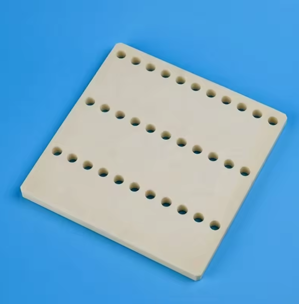 High Toughness Alumina Ceramic Heater Disc Porous Plate 99 Al2O3