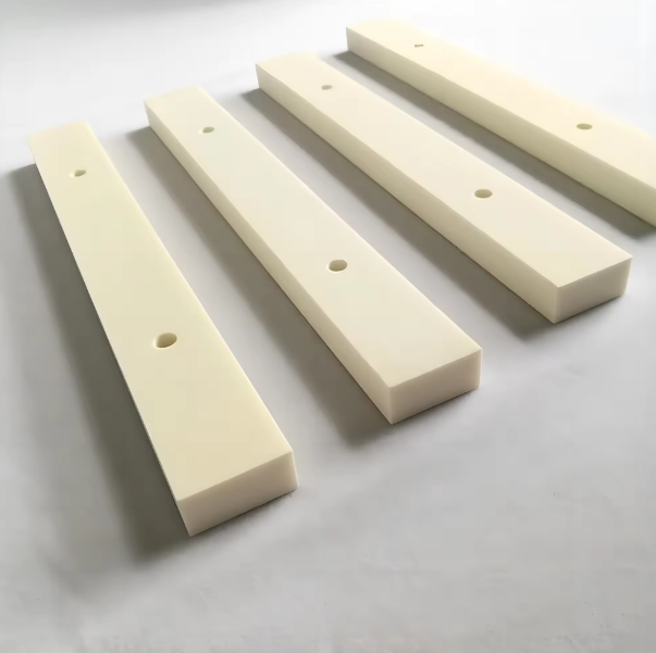 Custom High Temperature Rectangle Machine Part CNC Mechanical Ivory Color 99.5% Alumina Ceramic Rod