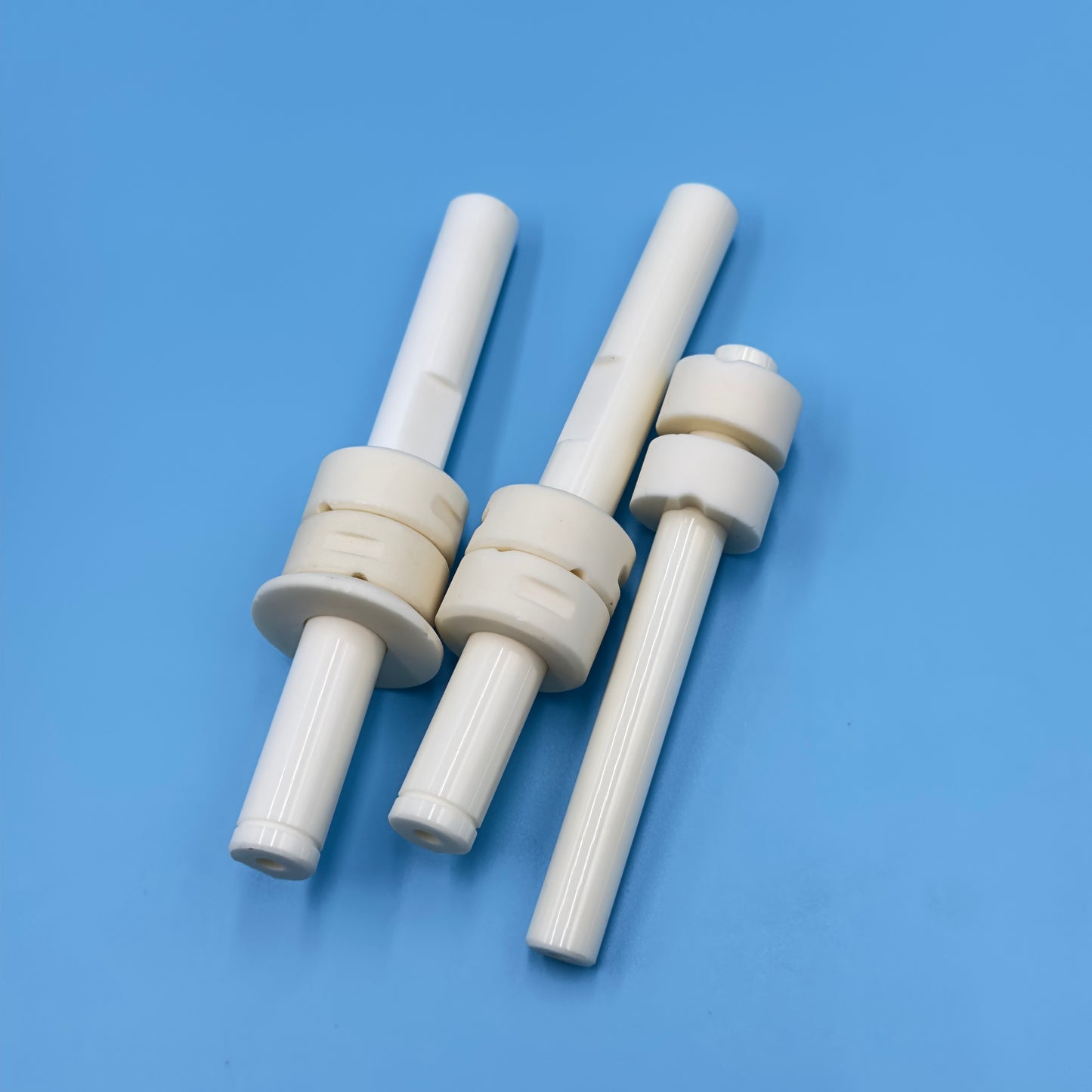 Custom High Temperature 99% 95% Alumina Ceramic Piston Rods Plug Plunger Shaft Sleeves