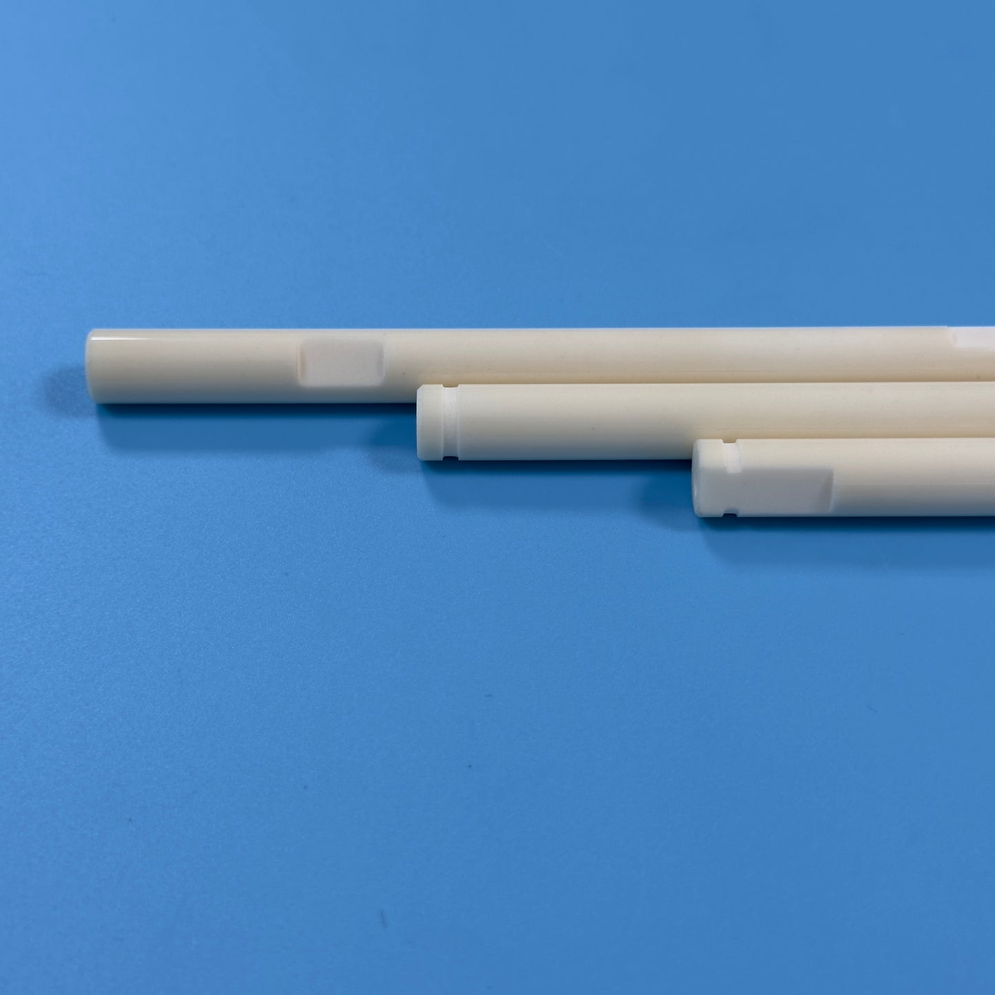 98.5 99.99 95 aluminum custom high purity bush for pump protection alumina ceramic rod roller