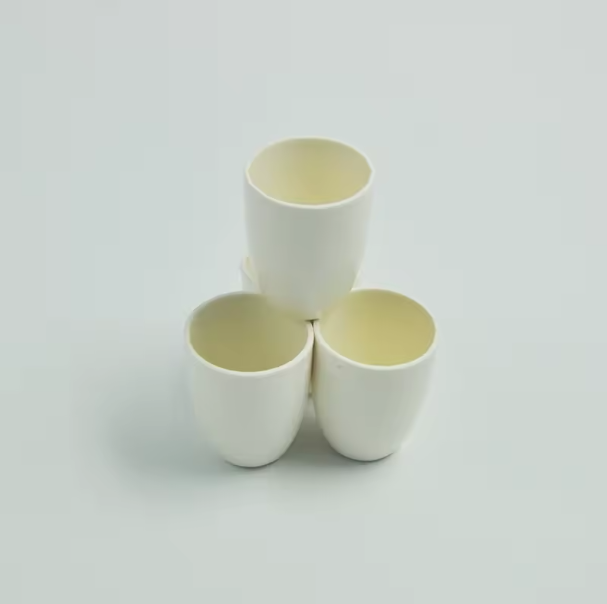 Various Size Material Alumina Cylindrical Crucibles Alumina Ceramics Crucible for Laboratory